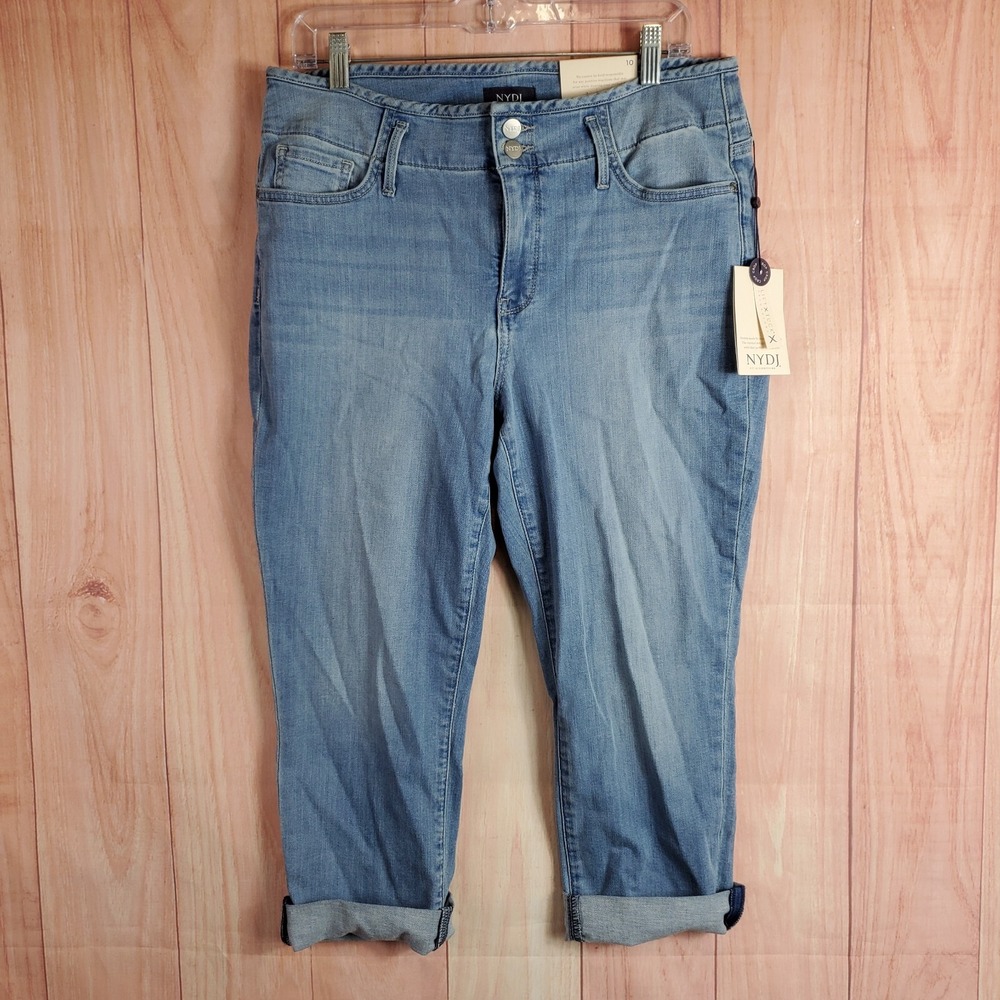 NYDJ Chloe Capri Jeans Womens Sz 10 Light Blue Pants NEW NWT‎